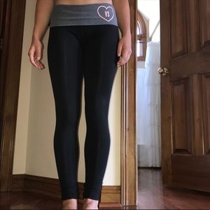 Victoria’s Secret leggings